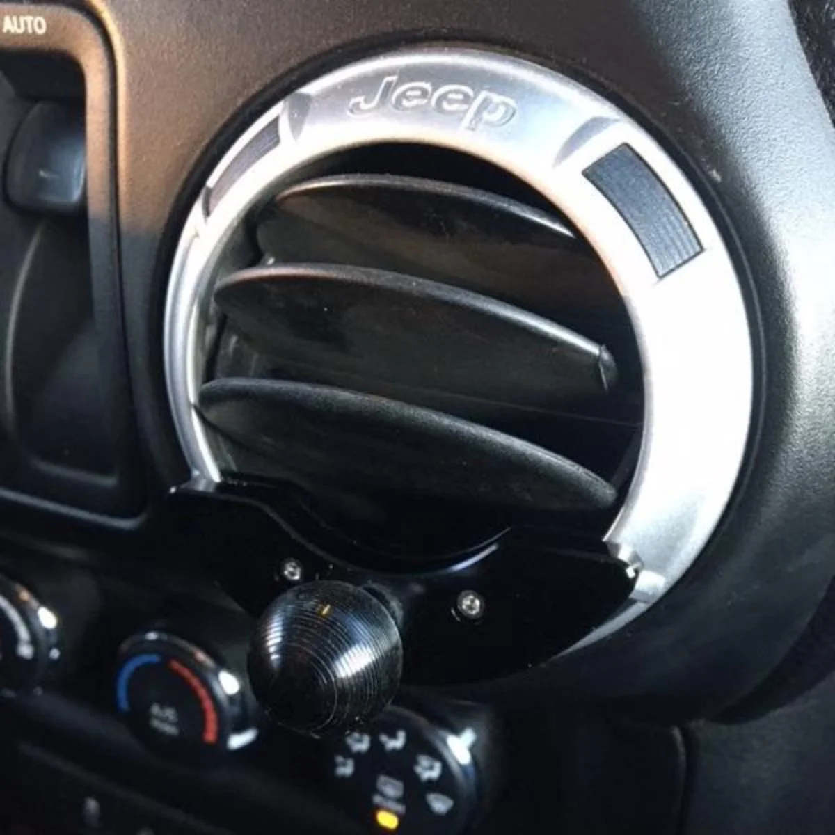 Offroam Phone Mount Kit for Jeep Wrangler & Gladiator - Image 10