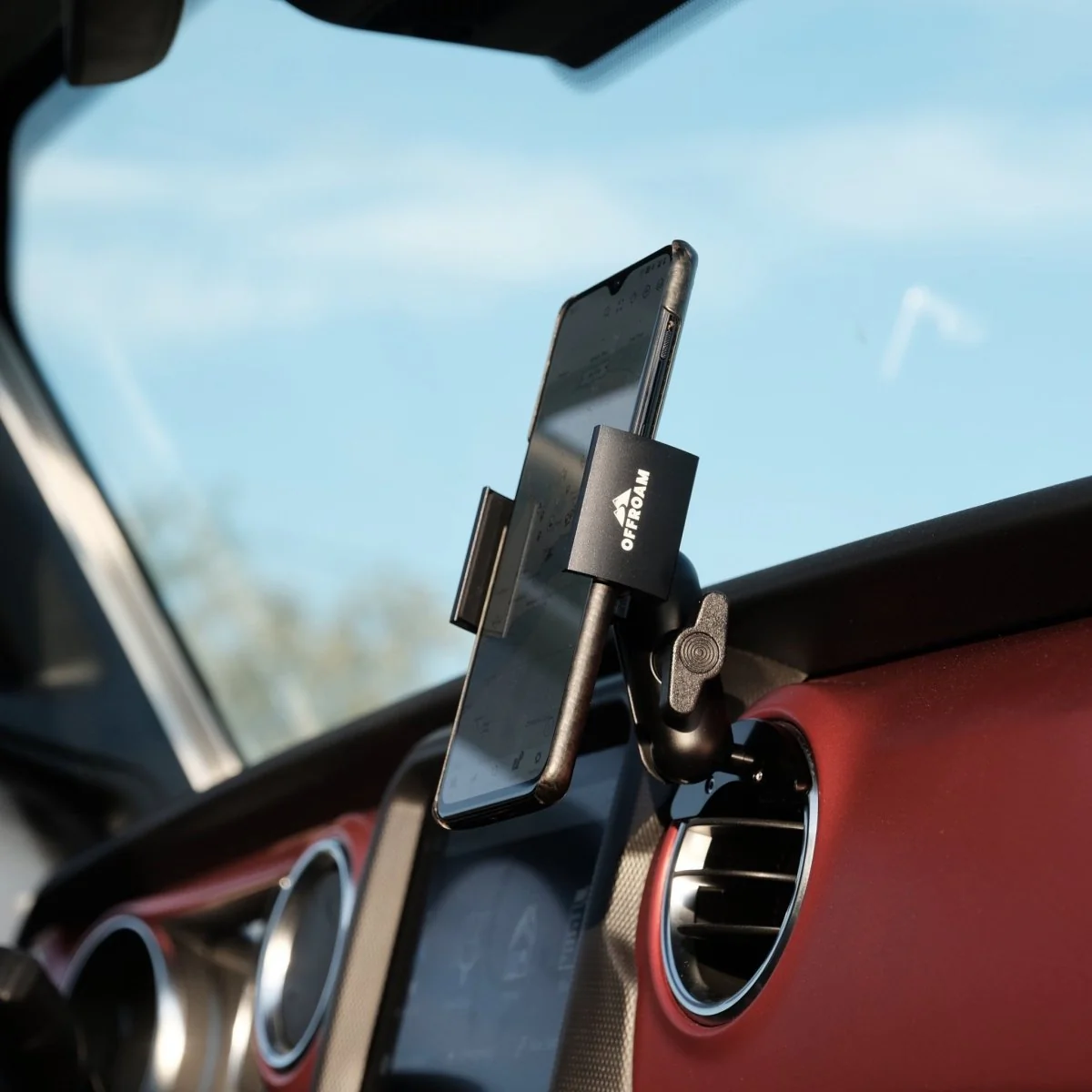 Offroam Phone Mount Kit for Jeep Wrangler & Gladiator - Image 3