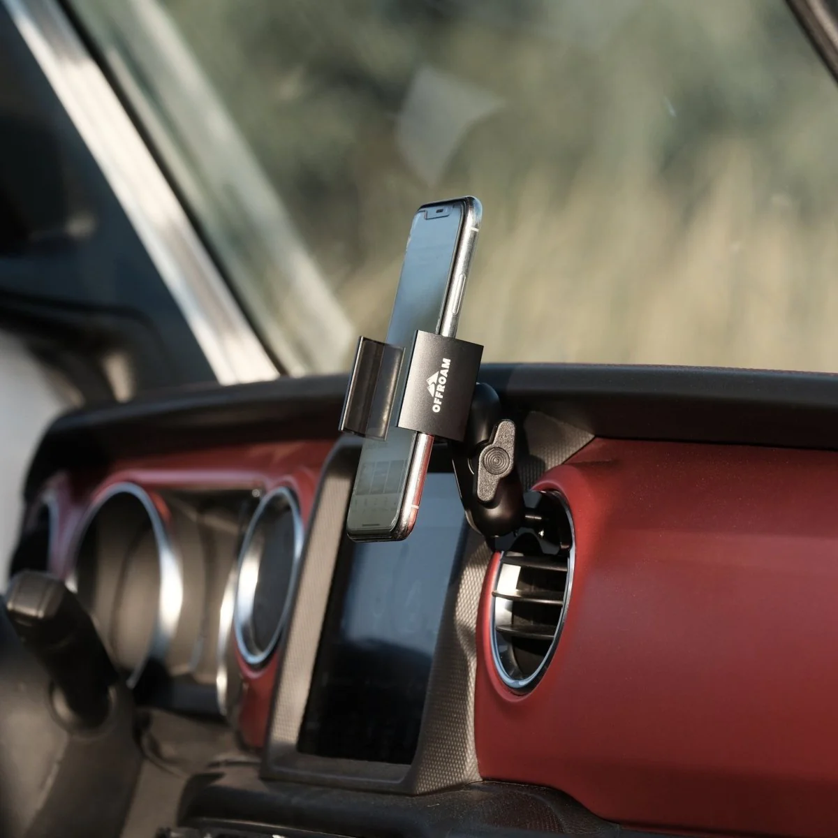 Offroam Phone Mount Kit for Jeep Wrangler & Gladiator - Image 4