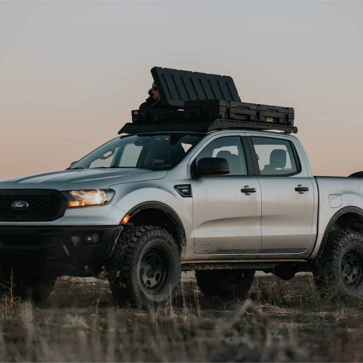 Roam Adventure Co 83L Rugged Case Mount - Image 5