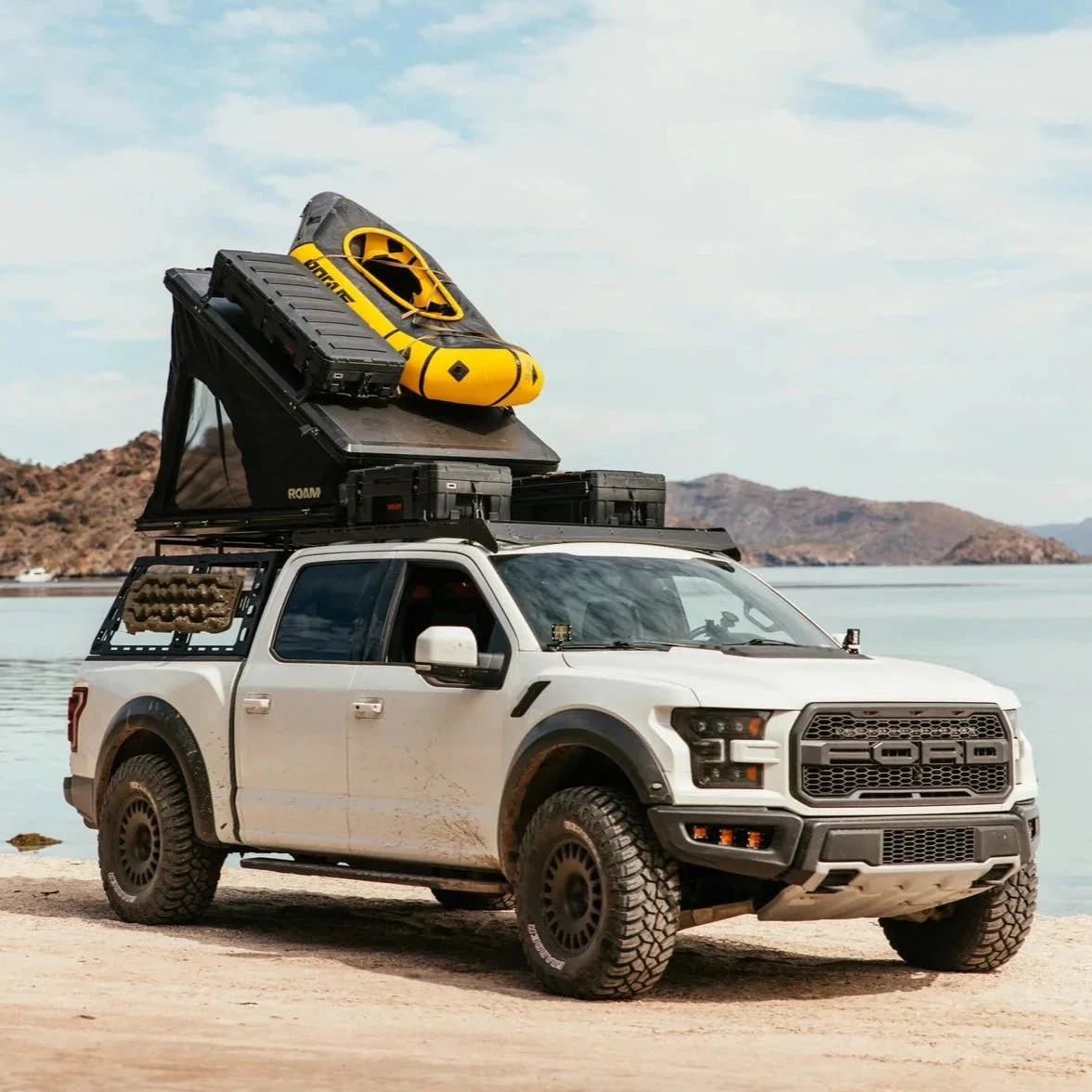 Roam Adventure Co Desperado Hardshell Rooftop Tent - Image 11