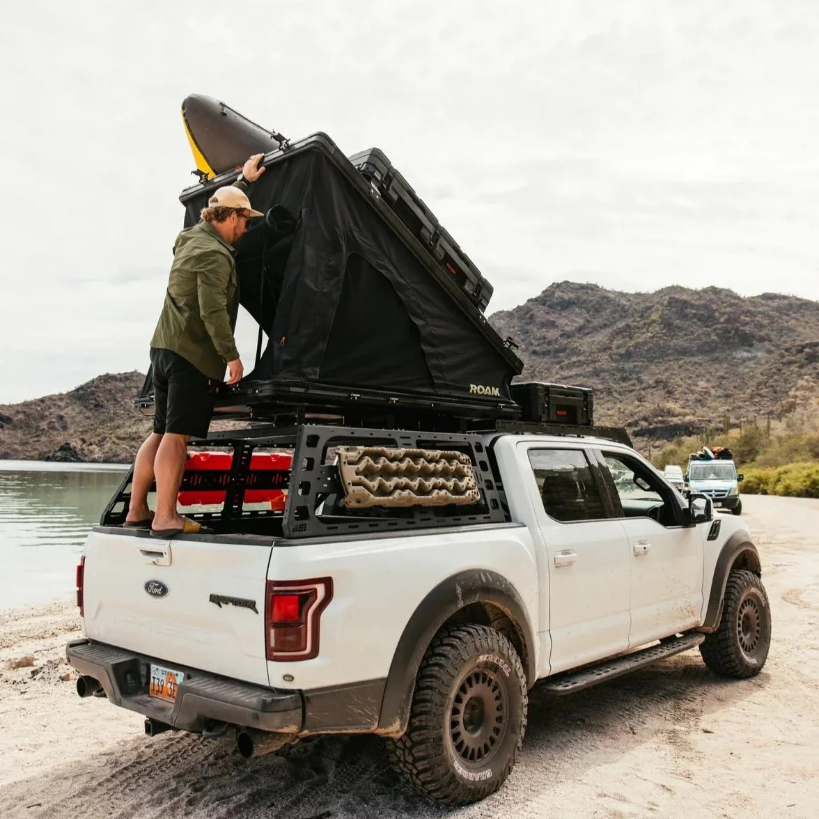 Roam Adventure Co Desperado Hardshell Rooftop Tent - Image 12