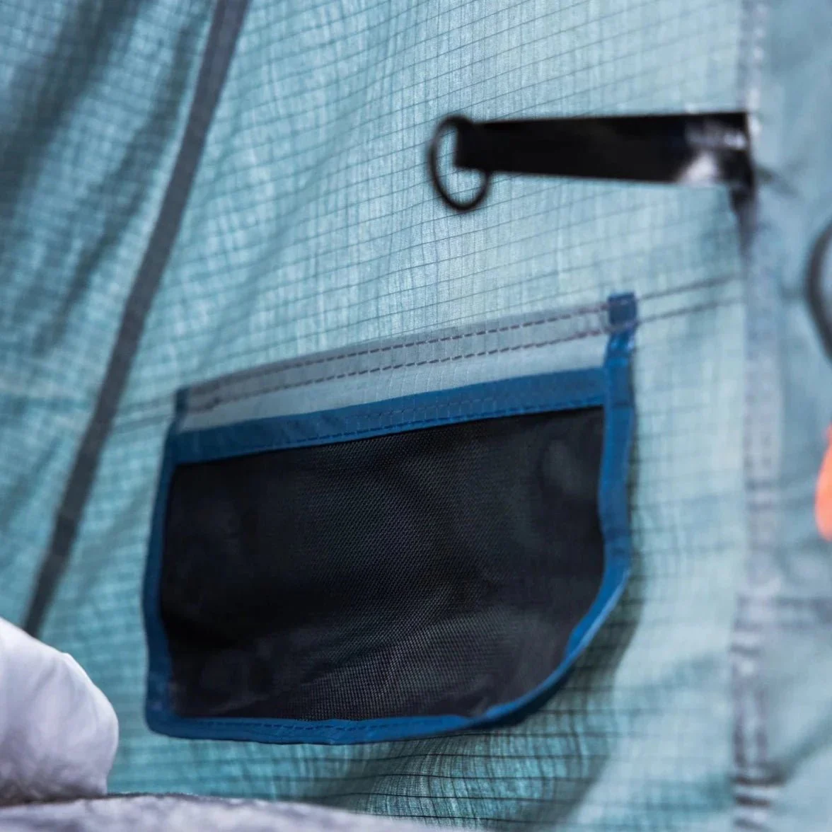 Roam Adventure Co Vagabond XL Rooftop Tent - Image 19