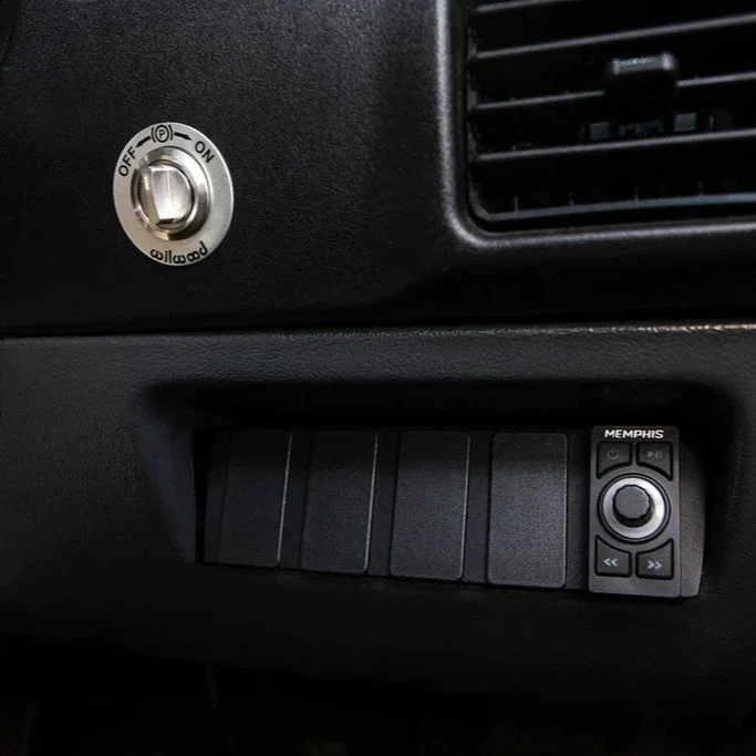 Rugged Lower Dash Rocker Switch Panel for OBS '93-'96 Ford Bronco & '93-'97 F150/F250 - Image 3