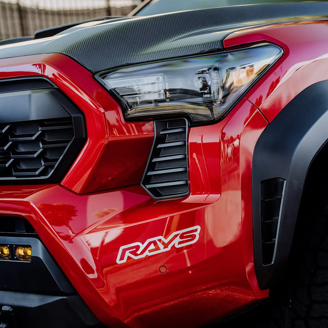 Seibon Carbon Fiber TS-Style Hood for Tacoma (2024+)/4Runner (2025+) - Image 3