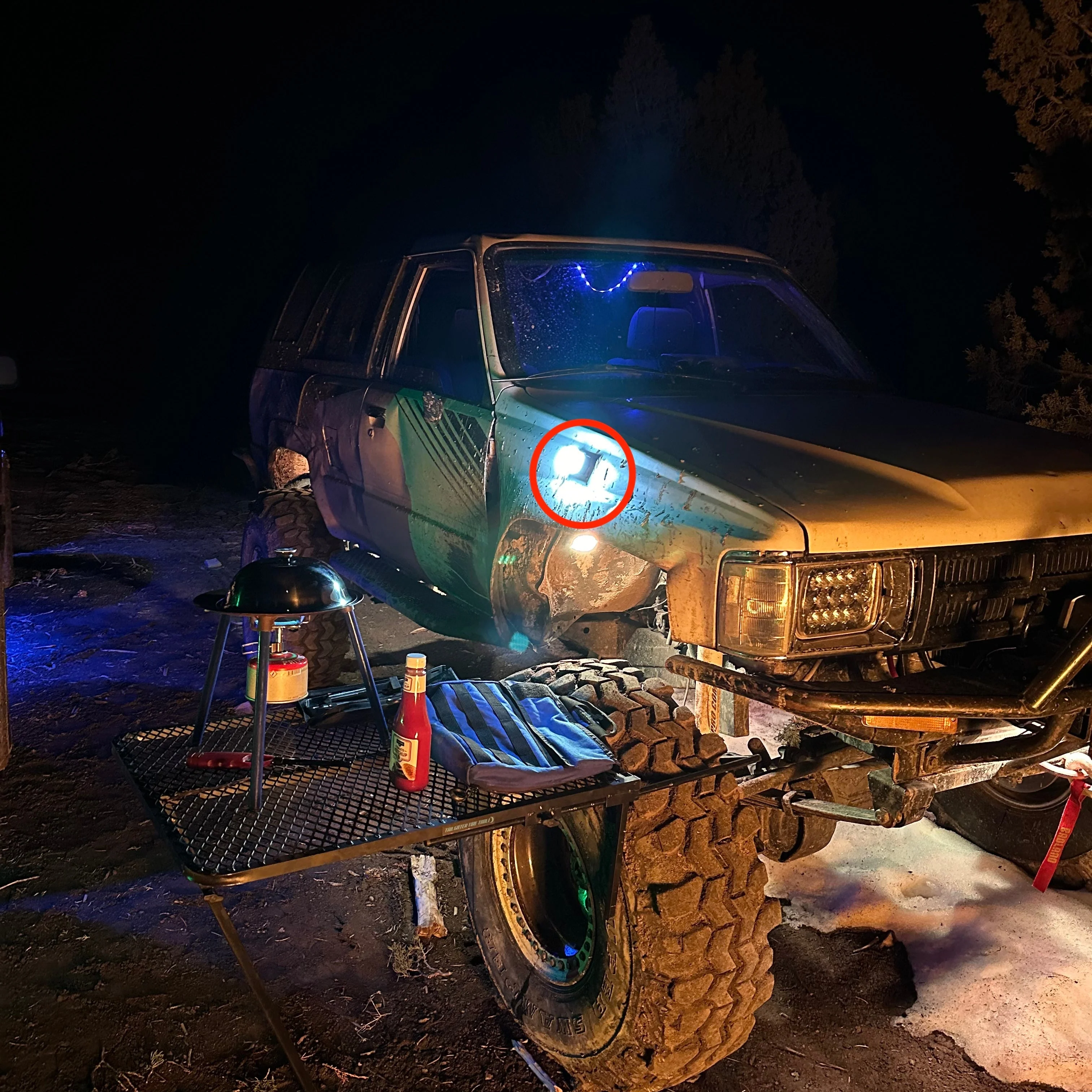 Tail Gater Tire Table Magnetic Overland Light - Image 5